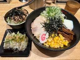 油そば専門店 ぶらぶら 渋谷道玄坂店