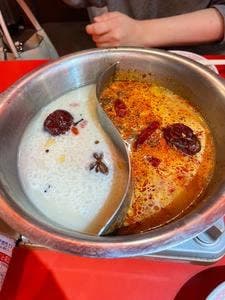 焼小籠包 火鍋 飲飲酒場 新宿歌舞伎町店