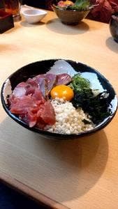 愛想屋 西天満店