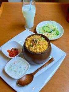 カレーリーブス カフェ&レストラン