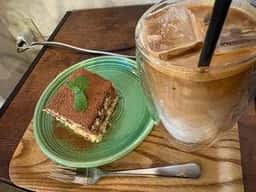 カフェ イエロー