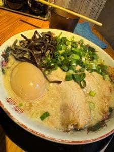 濃厚とんこつラーメン だるま一家 府中分店