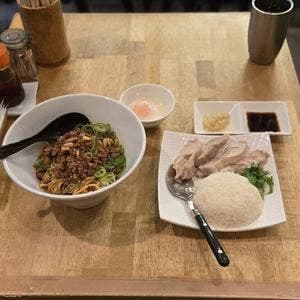 麻辣担々麺 堂島