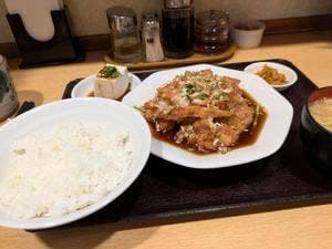 香港ぐるめ 中延店