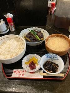 和すすむ