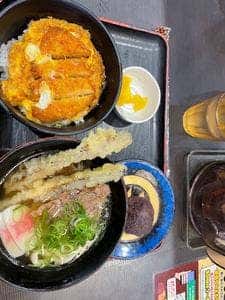 資さんうどん 博多千代店