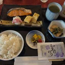 三好カントリー倶楽部 レストラン