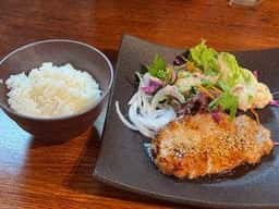 登戸鉄板焼き一UNO