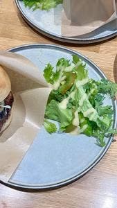 came came 30 CAFE & BURGER
