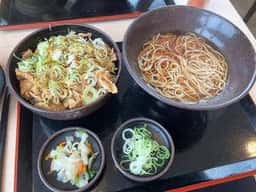 ゆで太郎 もつ次郎 小松長田南店