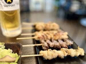 炭火焼鳥 串満 上野店