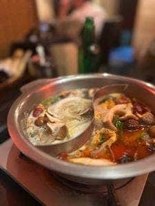 老麻火鍋房 薬膳火鍋専門店