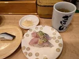 江戸前回転寿司 ぎょしん 都立大学店