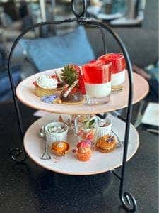 DINING & BAR TABLE 9 TOKYO