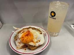 東京ギョーザスタンド ウーロン