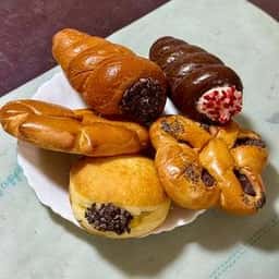 GODIVA Bakery ゴディパン 本店