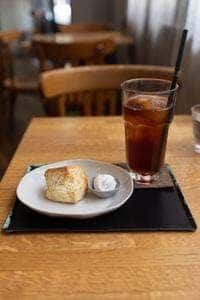 HOLT COFFEE & TREATS