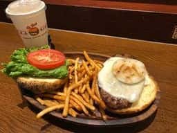 KUA'AINA 丸ビル店