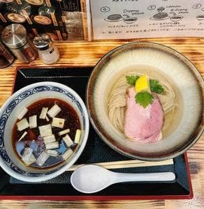 JAPANESE光ラーメン