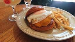 KAKUMEI Burger&Café