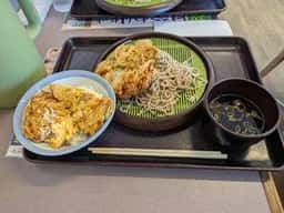 山田うどん 水上公園店