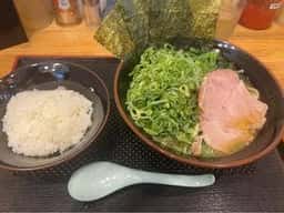 見田家 立ち食い家系ラーメン