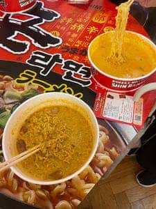 辛ラーメン粉食POPUPストア