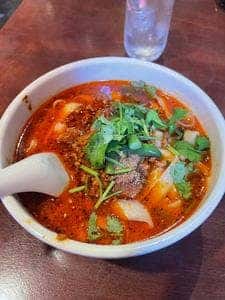 西安料理と刀削麺・火鍋 XI'AN 有楽町店