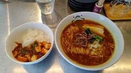 餃子そして焼味 巣王