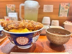 とんかつは飲み物。