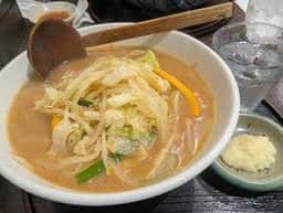 手打ら〜めん満月