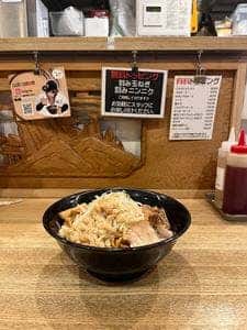 油そば 日本油党 町田支部