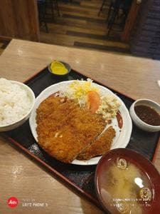 鳥良商店 所沢店