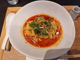 麺処 ゆずラボ。