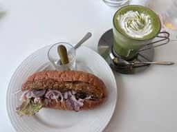 Cafe TUNE