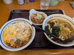 山田うどん 深谷17号バイパス店
