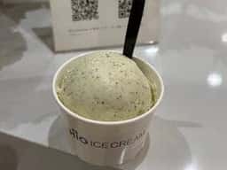 Hi O ICE CREAM Stand 日本橋三越本店