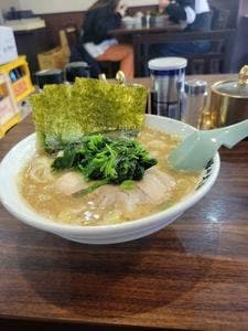 ラーメン 豚の大群