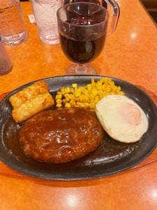 サイゼリヤ 本山駅前店