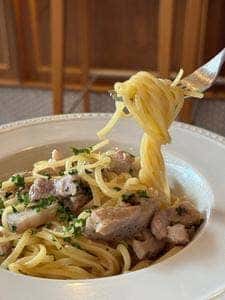 trias dining