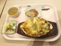 8号館地下1階 伝説の三丁目食堂
