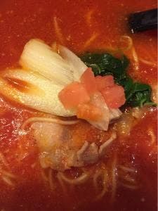 oggi トマトラーメン