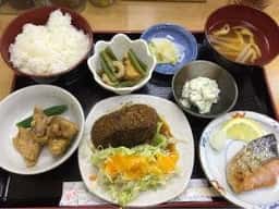 ひまわり食堂