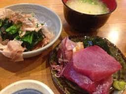 丸三食堂