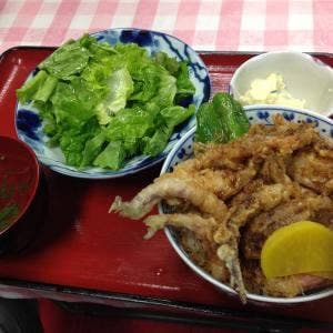 路地裏食べ歩き 市場バル