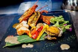 熟成肉×鉄板焼 valon