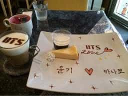 K-POP CAFE COLORS
