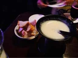 スパークリングワインバー ビストロ あわ家