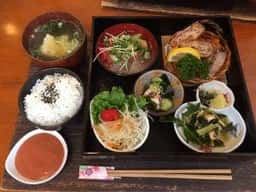 カフェ ドッグイヤー