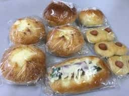 パンと菓子の夢工房 Petit Riviere